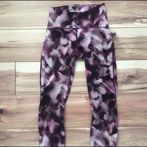 Floral Lululemon Wunder Under Legging